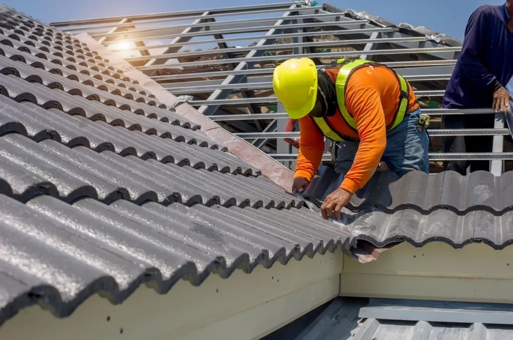 Winter Roof Maintenance Tips to Prevent Damage